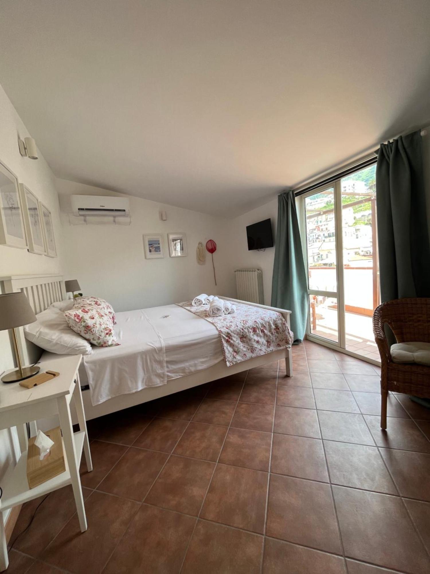 Pizzo Central House Стая снимка