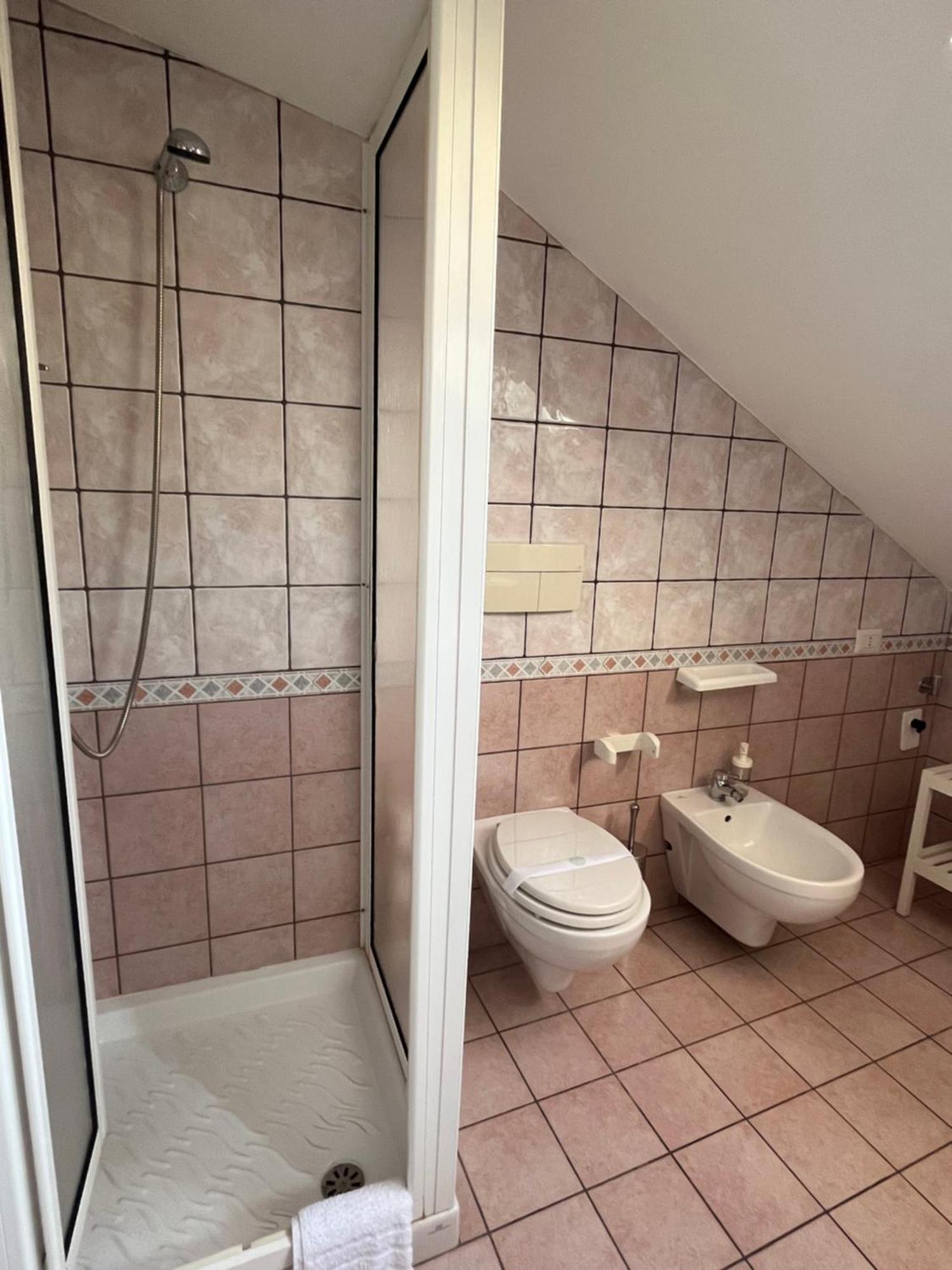 Pizzo Central House Стая снимка